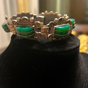 Amazing estate Sterling Silver, heavy green onyx panel bracelet